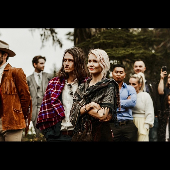 Meet your Posher, Denim&Silk - Picture 5 of 14